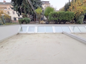 VERMIETET! Ihr neues Zuhause: Schicke+moderne Doppelhaushälfte 5 Zimmer + 3 Bäder + 2 Balkone + 2 x Terrasse + Garten in Frankfurt-Oberrad