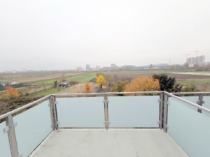 VERMIETET! Ihr neues Zuhause: Schicke+moderne Doppelhaushälfte 5 Zimmer + 3 Bäder + 2 Balkone + 2 x Terrasse + Garten in Frankfurt-Oberrad