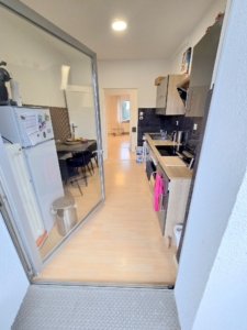 VERMIETET! Gemütliche 3 Zimmerwohnung mit großem Balkon und Wohnküche – direkt gegenüber dem Klinikum OF