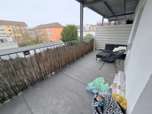 VERMIETET! Gemütliche 3 Zimmerwohnung mit großem Balkon und Wohnküche – direkt gegenüber dem Klinikum OF