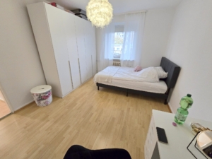 VERMIETET! Gemütliche 3 Zimmerwohnung mit großem Balkon und Wohnküche – direkt gegenüber dem Klinikum OF
