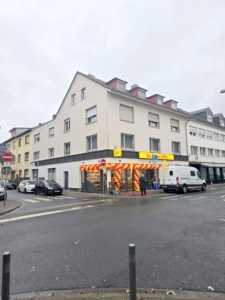 VERMIETET! Frisch renoviert + neu möbliert! Kleines, gemütliches 1 Zimmer Apartment – Frankfurt-Griesheim