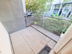 VERMIETET! Top Westend Lage! Großzügige moderne 3- Zimmerwohnung mit 2 Balkonen + Einbauküche + KFZ TG Platz