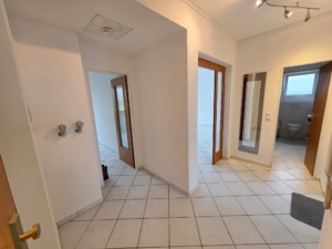 VERMIETET! Penthouse Style mit Panorama + Skylineblick! Sonnige große 2 Zimmerwohnung mit großem Balkon – ruhig in Oberrad