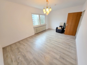 VERMIETET! Penthouse Style mit Panorama + Skylineblick! Sonnige große 2 Zimmerwohnung mit großem Balkon – ruhig in Oberrad