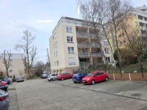 VERMIETET! Penthouse Style mit Panorama + Skylineblick! Sonnige große 2 Zimmerwohnung mit großem Balkon – ruhig in Oberrad