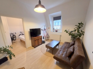 Vermietet! Richtig gemütliche kleine 2 Zimmerwohnung mit Wannenbad – mitten in Bornheim – auf der Berger Str.