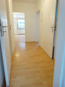 VERMIETET! Großzügige 2 Zimmerwohnung mit Wintergarten – im Gutleutviertel