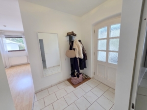 VERMIETET! Sehr großzügiges sonniges 1-Zimmer Studio mit Einbauküche in Top Lage von Neu Isenburg-Zeppelinheim