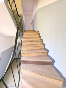 VERMIETET! Viel Platz für die Familie oder auch WG – 4 Zimmerwohnung zentral in Niederrad