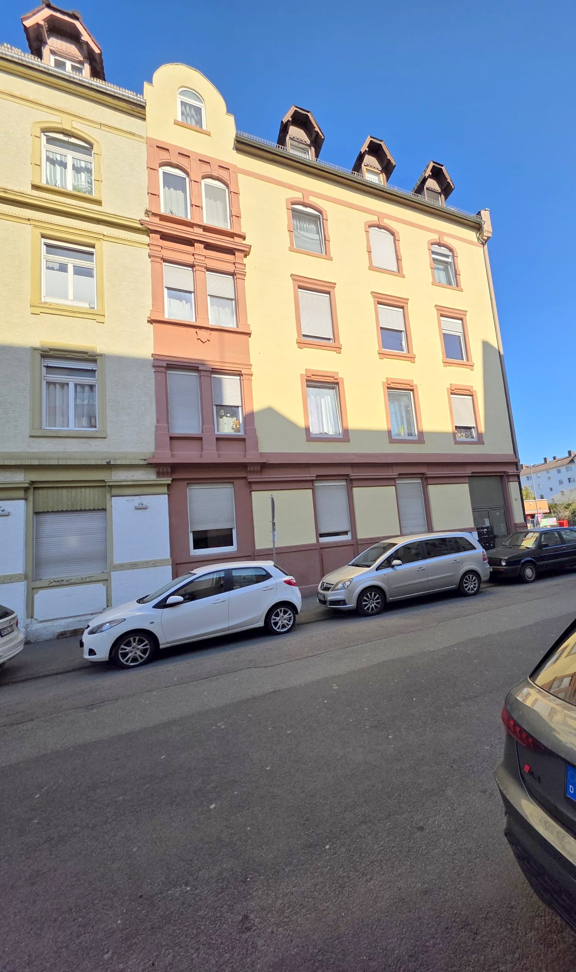 VERMIETET! Nagelneu renoviert! Sonnige 3 Zimmer Altbauwohnung – inkl. neues Bad -Offenbach Nähe Wetterdienst