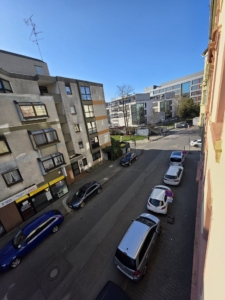 VERMIETET! Nagelneu renoviert! Sonnige 3 Zimmer Altbauwohnung – inkl. neues Bad -Offenbach Nähe Wetterdienst