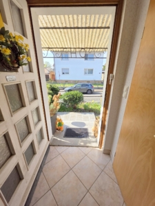 Freistehendes Einfamilienhaus mit großem Garten + Garage+ Gartenhaus – Bruchköbel-Niederissigheim