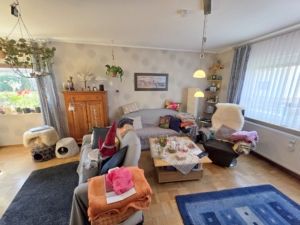 Freistehendes Einfamilienhaus mit großem Garten + Garage+ Gartenhaus – Bruchköbel-Niederissigheim