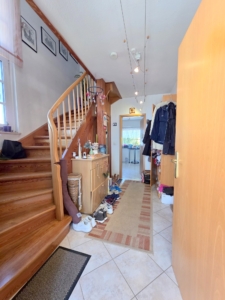 Freistehendes Einfamilienhaus mit großem Garten + Garage+ Gartenhaus – Bruchköbel-Niederissigheim