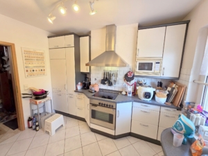 Freistehendes Einfamilienhaus mit großem Garten + Garage+ Gartenhaus – Bruchköbel-Niederissigheim