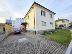 VERMIETET! Gemütliche, sonnige 3 Zimmerwohnung mit Wintergarten und Freisitz- Offenbach-Biber