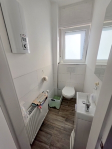 VERMIETET! Gemütliche, sonnige 3 Zimmerwohnung mit Wintergarten und Freisitz- Offenbach-Biber
