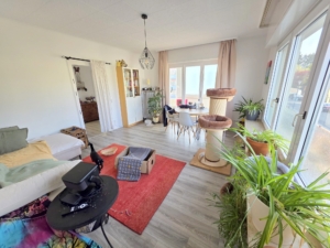 VERMIETET! Gemütliche, sonnige 3 Zimmerwohnung mit Wintergarten und Freisitz- Offenbach-Biber