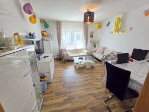 VERMIETET! Ruhige + gepflegte 2 Zimmerwohnung mit kleinem Balkon – Offenbach- Bieber