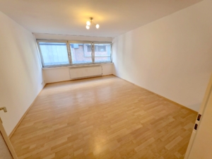 VERMIETET! Großzügige 1-Zimmer Wohnung für 1 Person – mitten in der Offenbacher Fußgängerzone