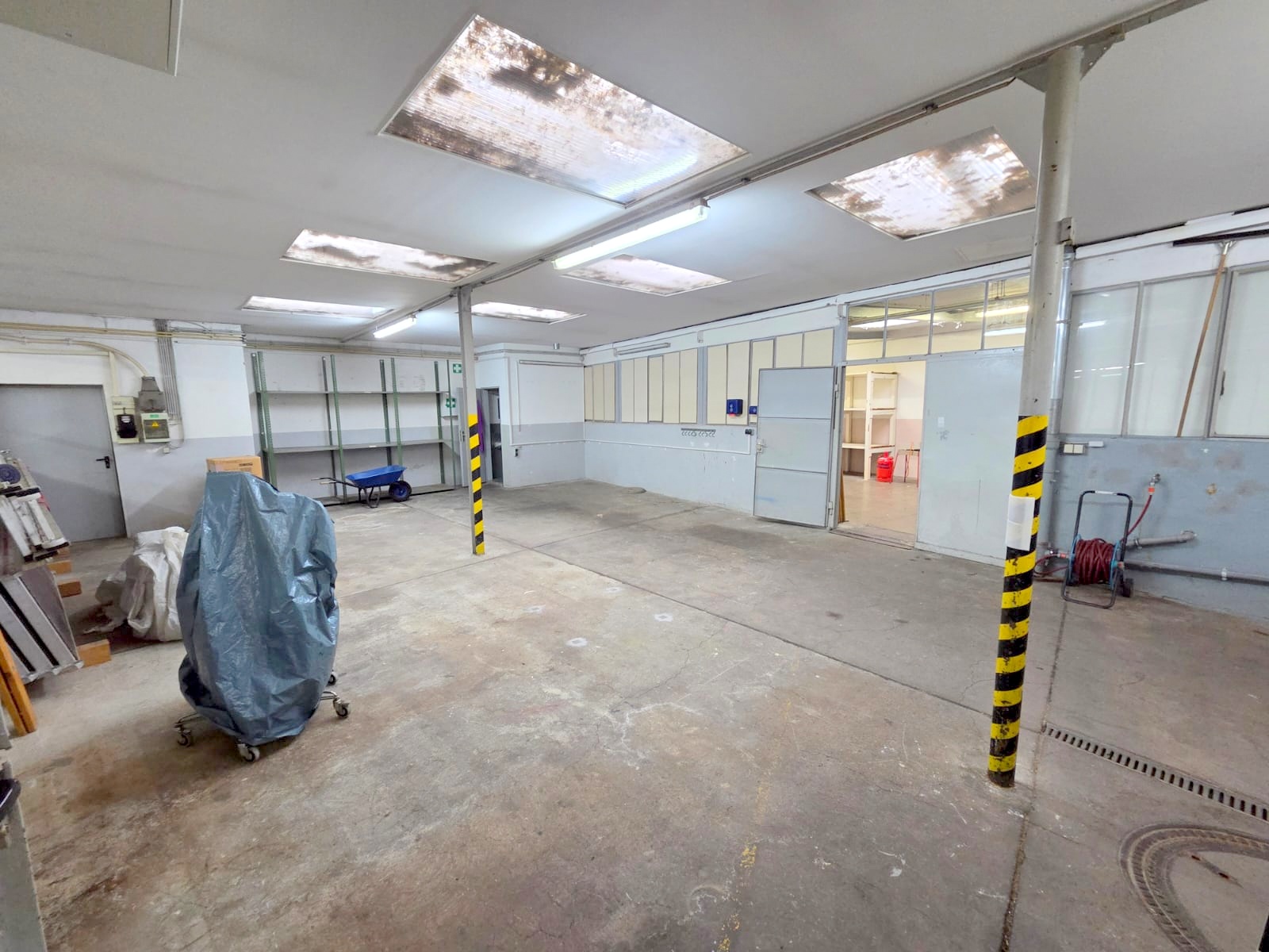Lagerhalle mit Bürofläche mit hervorragender Anbindung – zentral nahe Kaiserleikreisel in Offenbach