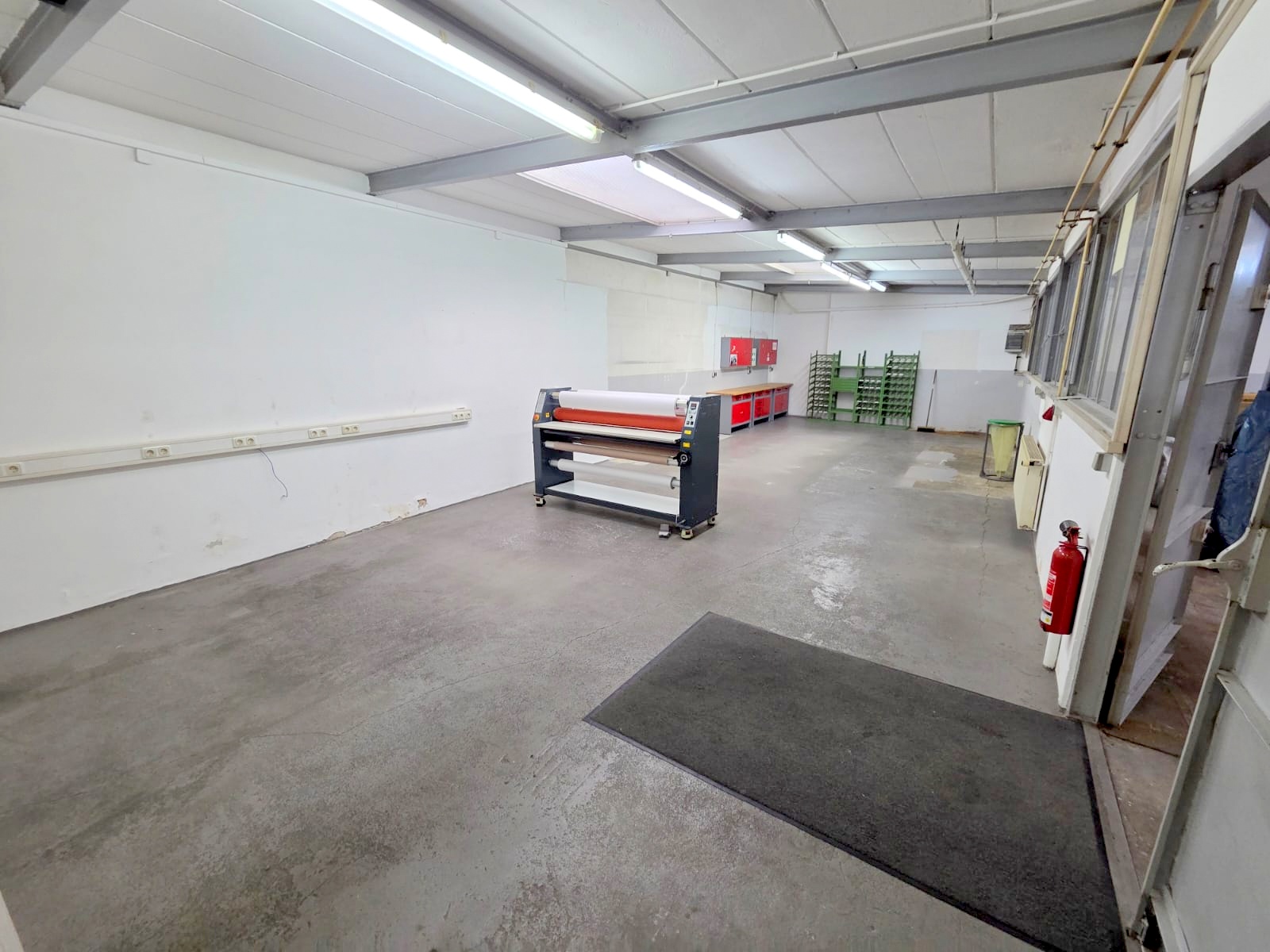 Lagerhalle mit Bürofläche mit hervorragender Anbindung – zentral nahe Kaiserleikreisel in Offenbach