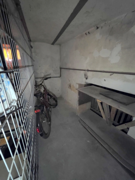 Altbaucharme Pur! Bezahlbar für 1 Person: Top gemütliche 2-Zimmer Wohnung – zentral in Oberrad