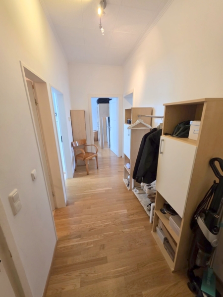 Altbaucharme Pur! Bezahlbar für 1 Person: Top gemütliche 2-Zimmer Wohnung – zentral in Oberrad