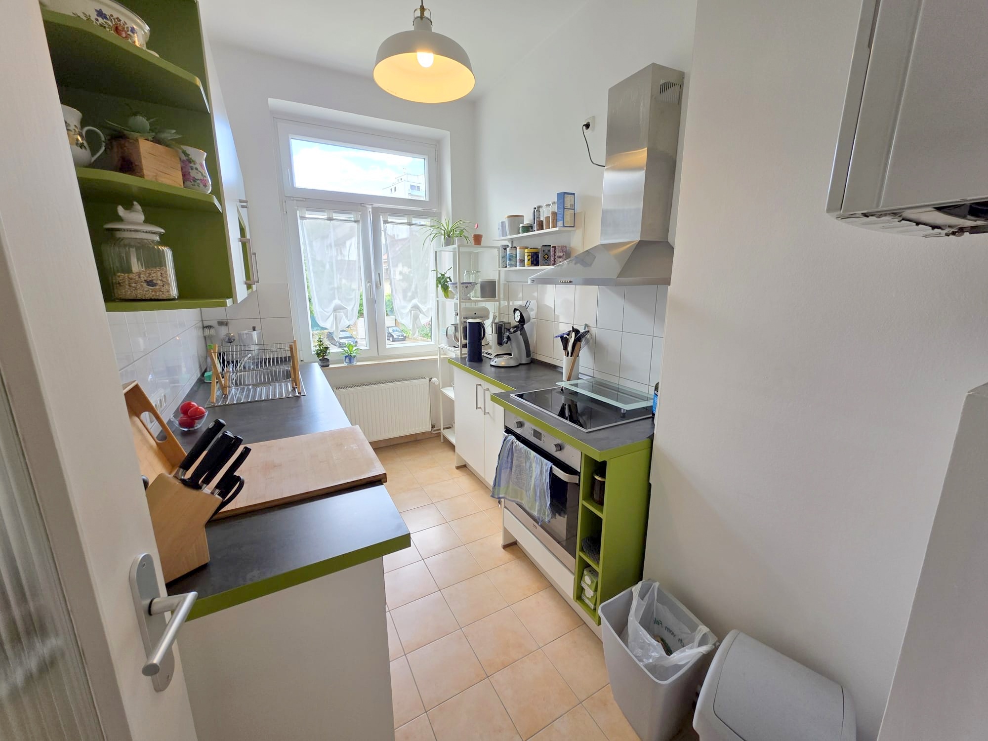 Altbaucharme Pur! Bezahlbar für 1 Person: Top gemütliche 2-Zimmer Wohnung – zentral in Oberrad