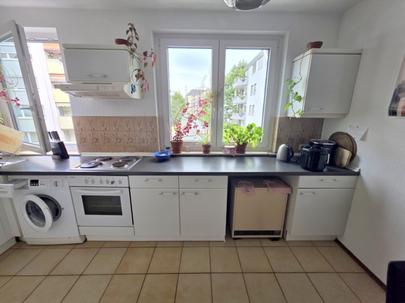 Sonnige 2 Zimmerwohnung mit Wohnküche + großem Balkon – Bornheim Grenze Ostend