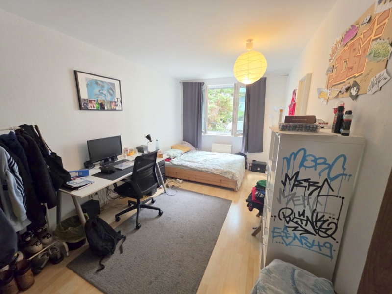 Sonnige 2 Zimmerwohnung mit Wohnküche + großem Balkon – Bornheim Grenze Ostend