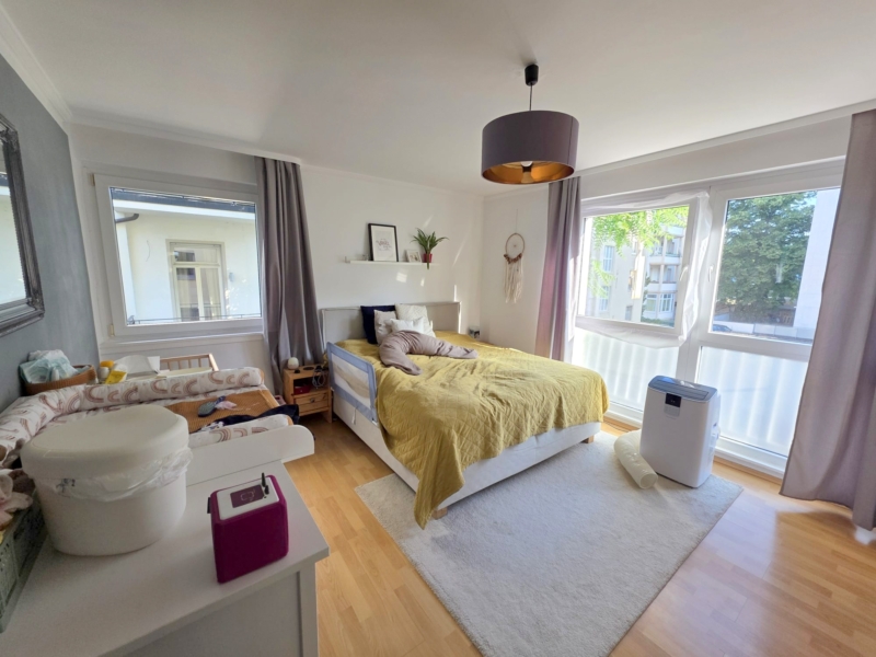 Top Westendlage! Gemütliche 2,5 Zimmerwohnung mit Balkon + Einbauküche + Tageslicht-Wannenbad