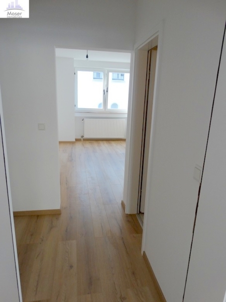 Riesen Sonnenterrasse! Große 2 Zimmerwohnung inkl. EBK + KFZ TG Platz- Top Nordendlage am Oederweg