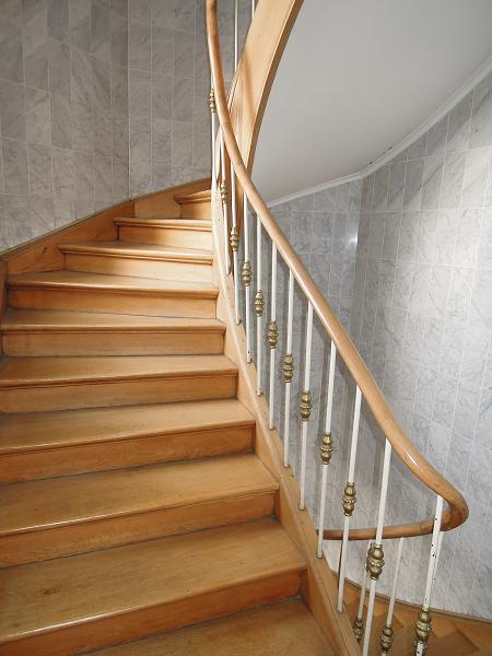 Großzügige 1- Zimmerwohnung mit Balkon + Einbauküche for free – Top Nordendlage Oederweg