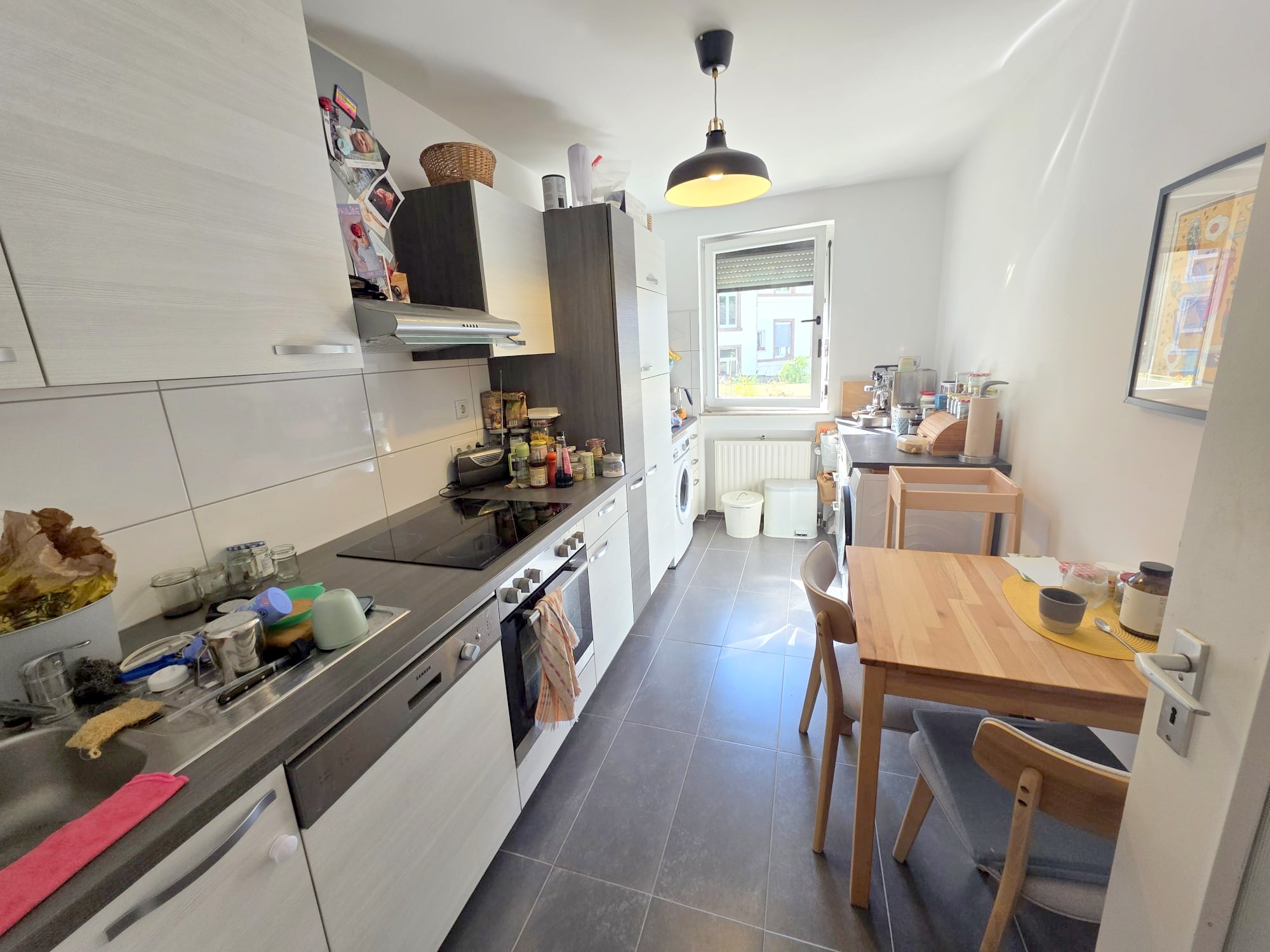 Riesen Sonnenterrasse! Große 2 Zimmerwohnung inkl. EBK + KFZ TG Platz- Top Nordendlage am Oederweg