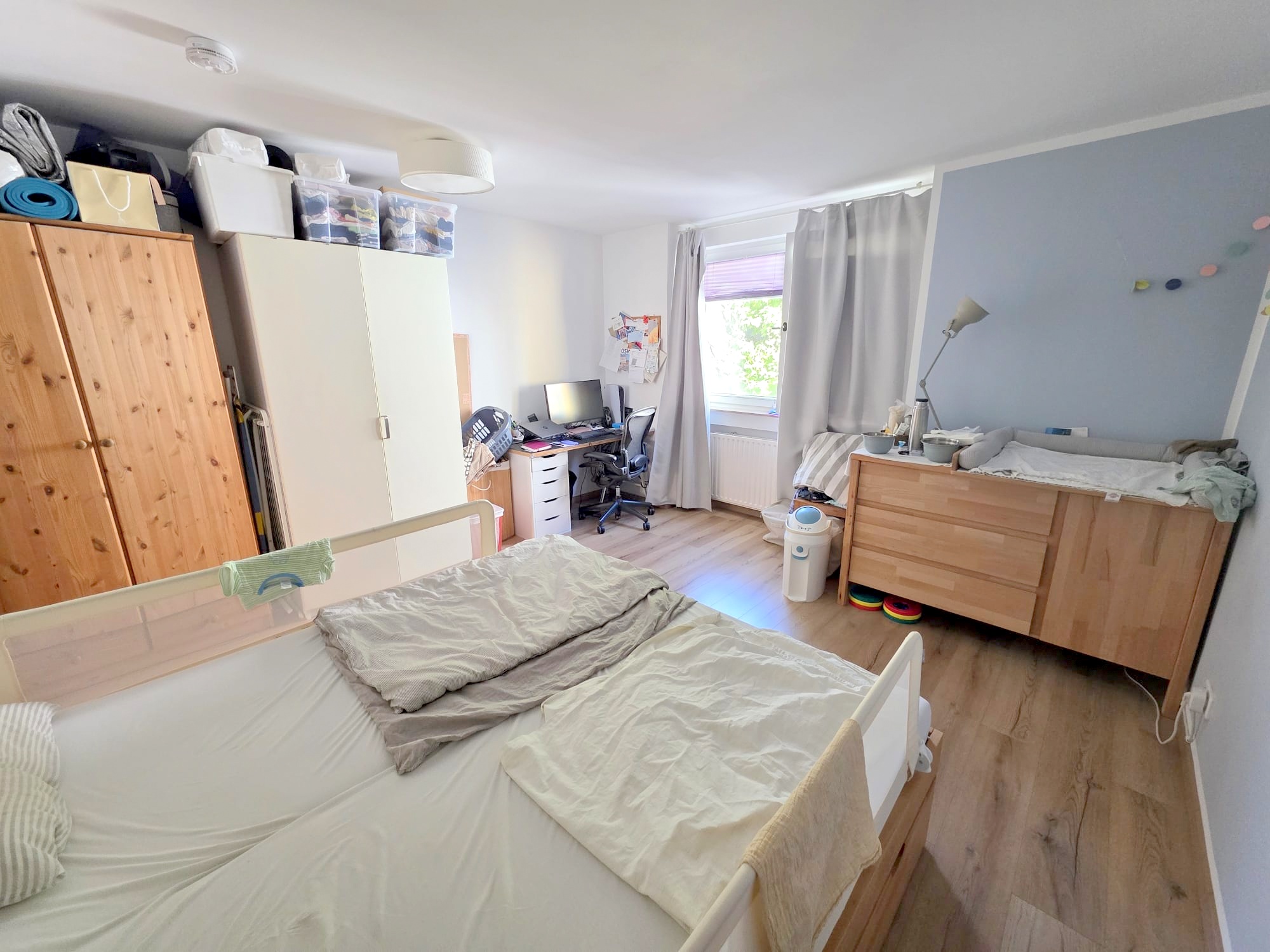 Riesen Sonnenterrasse! Große 2 Zimmerwohnung inkl. EBK + KFZ TG Platz- Top Nordendlage am Oederweg