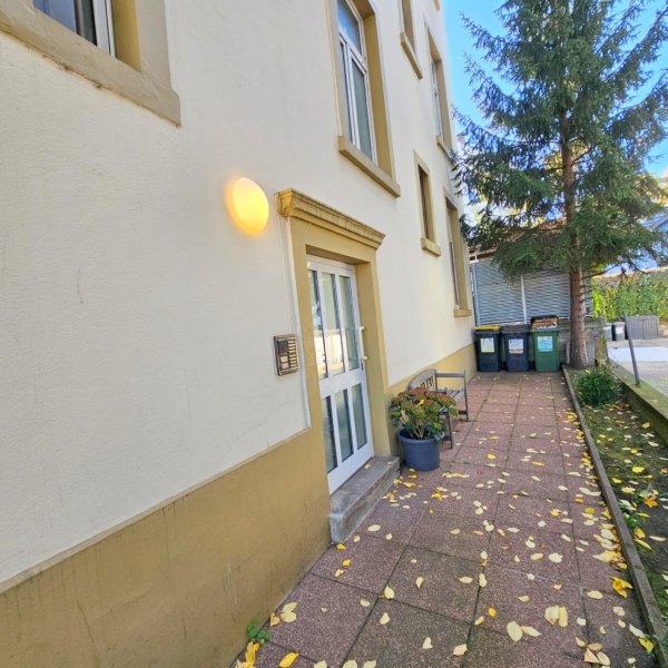 Gemütliche große 1 Zimmer Altbauwohnung mit Wohnküche – zentral in Sachsenhausen