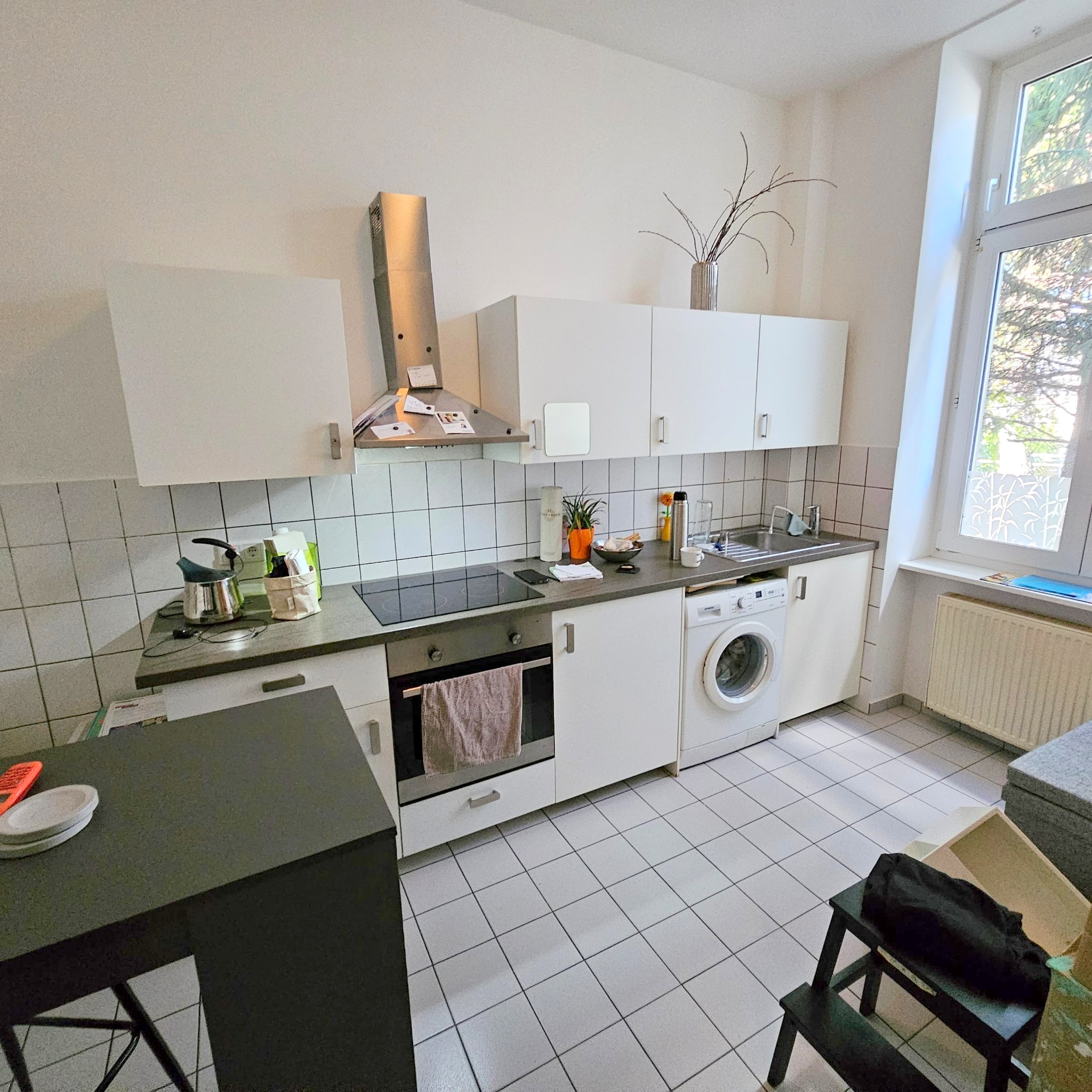 Gemütliche große 1 Zimmer Altbauwohnung mit Wohnküche – zentral in Sachsenhausen