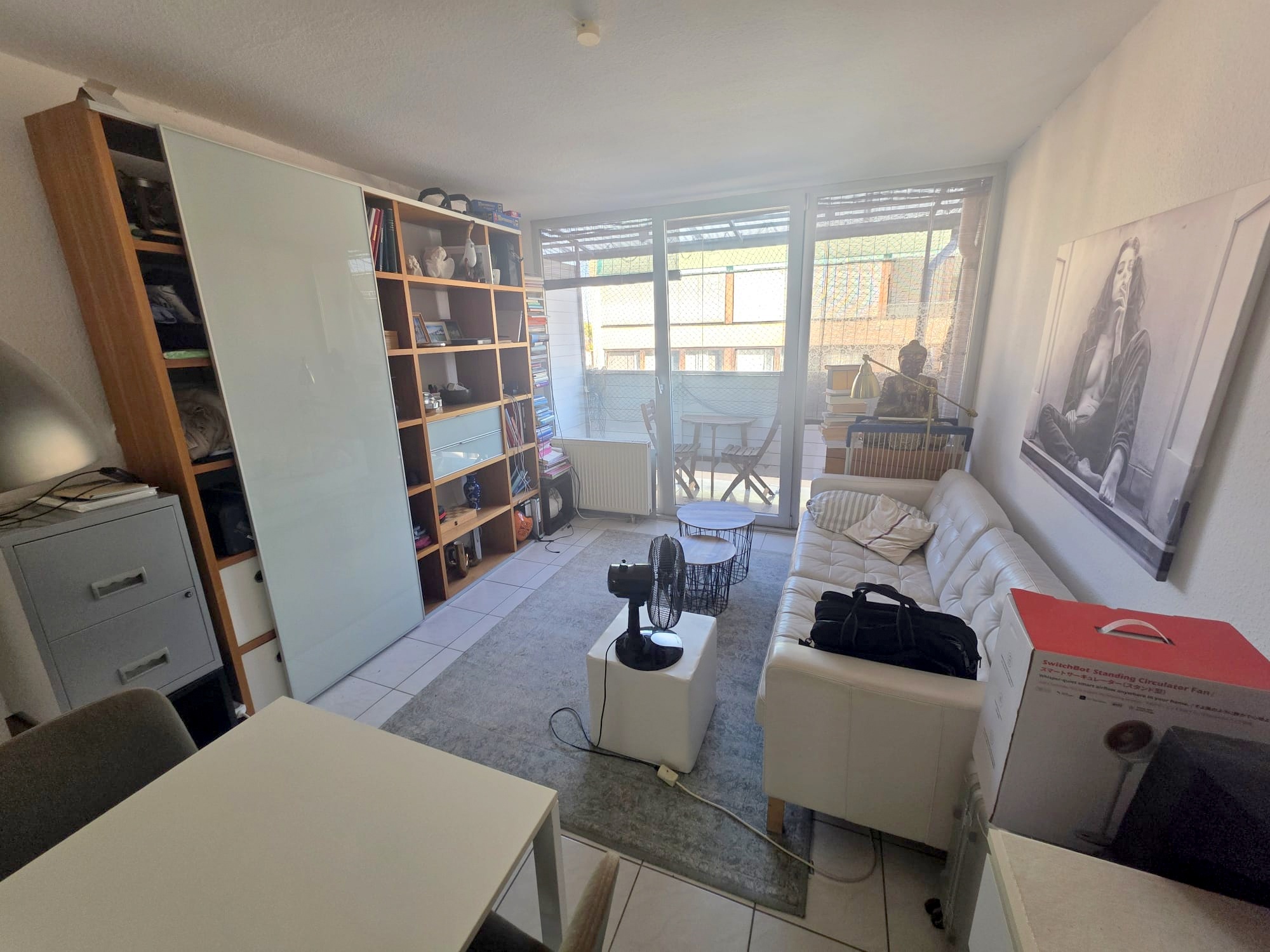 Bestlage Bornheim! Kleine gemütliche 2 Zimmer DG-Wohnung mit 2 Balkonen direkt auf Berger Straße