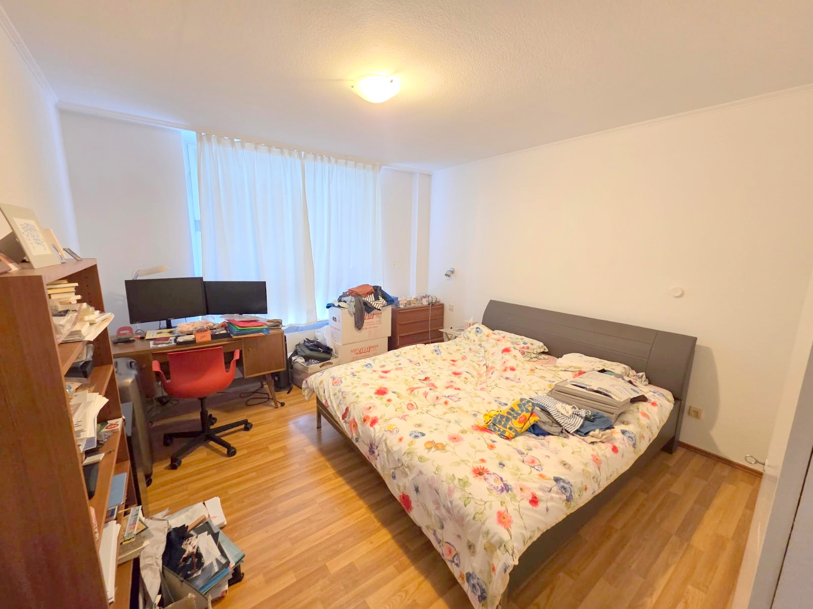 In perfekter Westendlage! Große 2 Zimmerwohnung inkl. Einbauküche + mit tollem Südbalkon & Gartennutzung