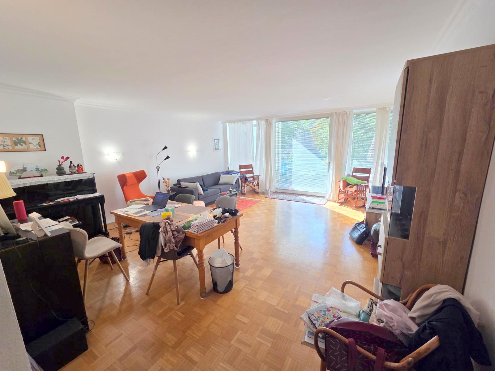 In perfekter Westendlage! Große 2 Zimmerwohnung inkl. Einbauküche + mit tollem Südbalkon & Gartennutzung