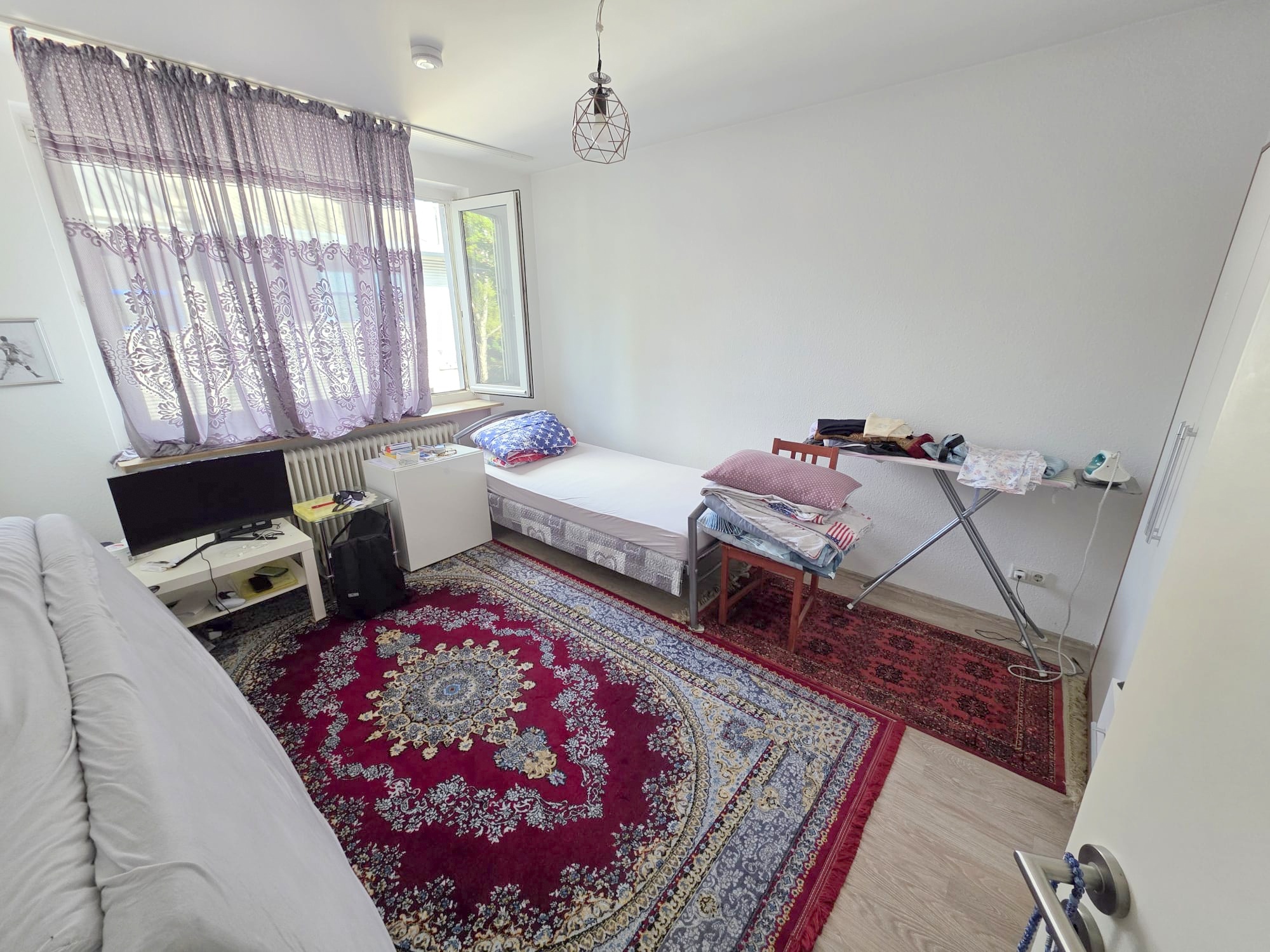 Kompakt + gemütlich: 2 Zimmerwohnung inkl. Einbauküche – zentral in Sachsenhausen