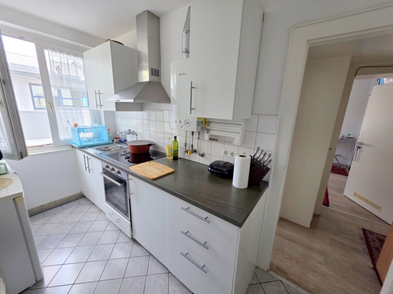 Kompakt + gemütlich: 2 Zimmerwohnung inkl. Einbauküche – zentral in Sachsenhausen