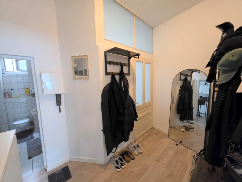 Gemütliche große 1 Zimmer Altbauwohnung mit Wohnküche – zentral in Sachsenhausen