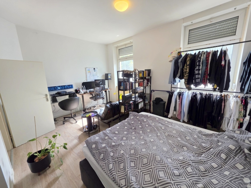 Gemütliche große 1 Zimmer Altbauwohnung mit Wohnküche – zentral in Sachsenhausen