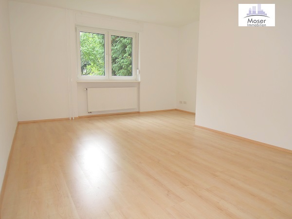 Großzügige 2 Zimmerwohnung mit Wohnküche und  Balkon – zentral Nähe Uniklinik Niederrad