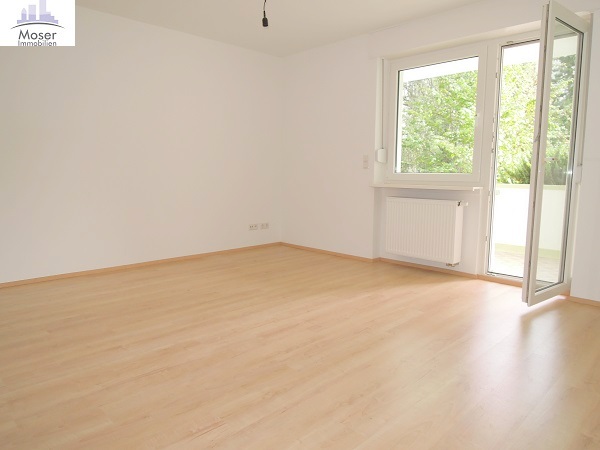 Großzügige 2 Zimmerwohnung mit Wohnküche und  Balkon – zentral Nähe Uniklinik Niederrad