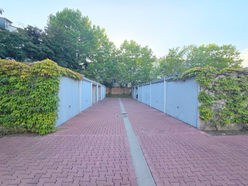 Koffer auspacken und wohlfühlen! Großzügig + top möbliert! 1 Zimmer Apartment mit Balkon in Neu-Isenburg